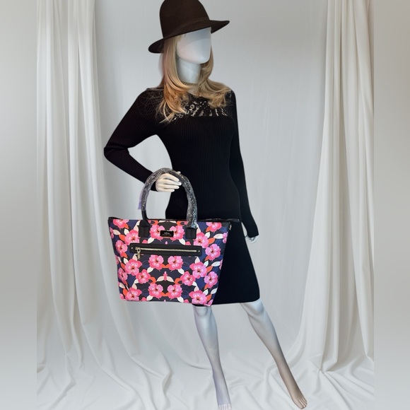 TRINA TURK ALL OVER NARCISSUS TOTE/SHOULDER BAG NWT - Picture 13 of 13